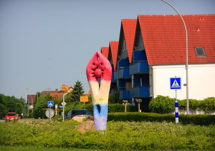 Sculptuur op rotonde