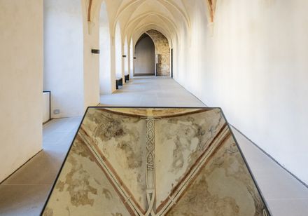 Spiegel zeigt Decken im Kloster Dalheim