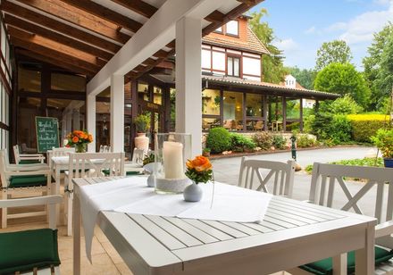 Terras bij het landelijke hotel Schwallenhof