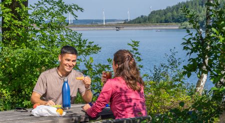 Picknick bij de Aabachtalsperre