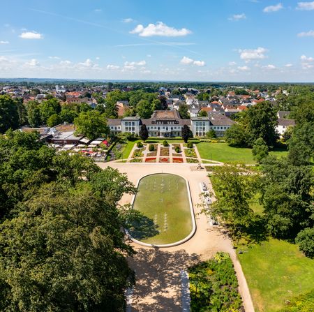 Luchtfoto tuinbouwtentoonstelling Bad Lippspringe